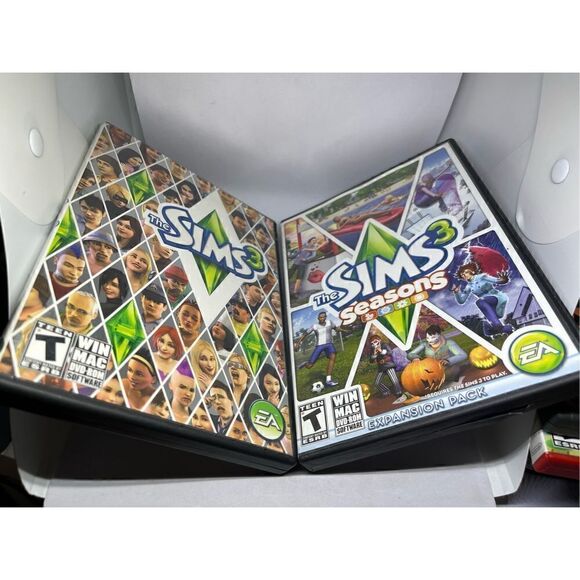 The Sims 3 and Seasons Expansion Pack Mac and PC Windows - Picture 1 of 4
